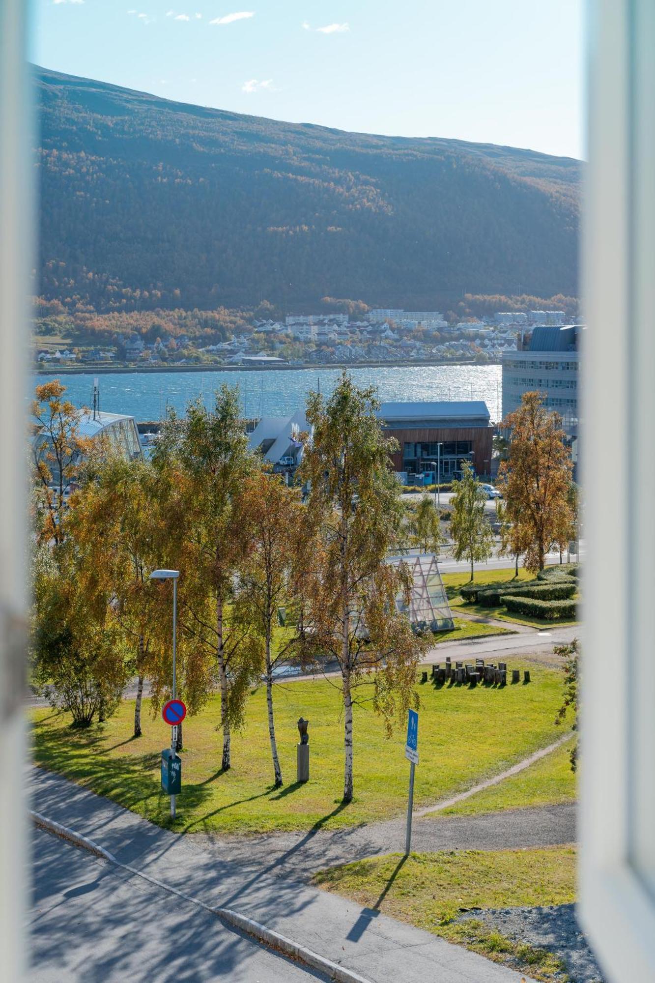 Enter Tromso - Exclusive Apartments Exterior photo